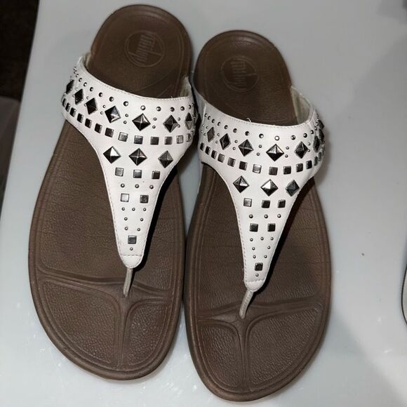 Fitflop White and Brown T-Strap Sandals with Decorative Cutouts - Picture 2 of 6